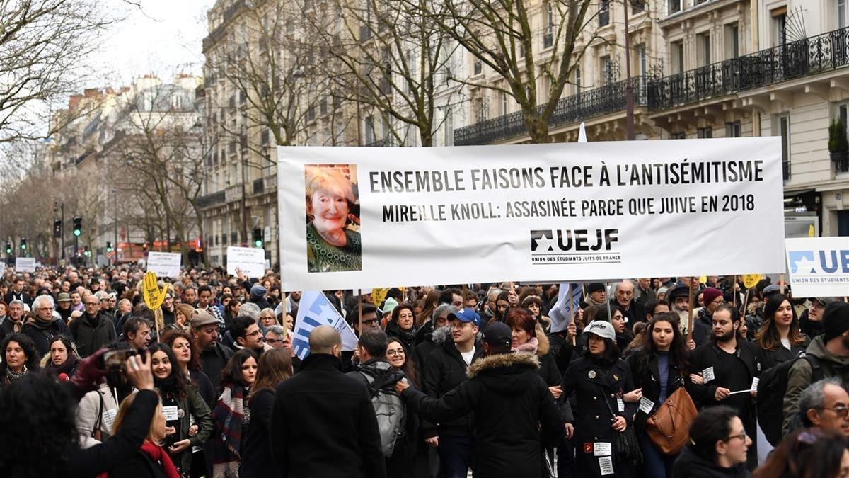 Manifestación en París contra el antisemitismo