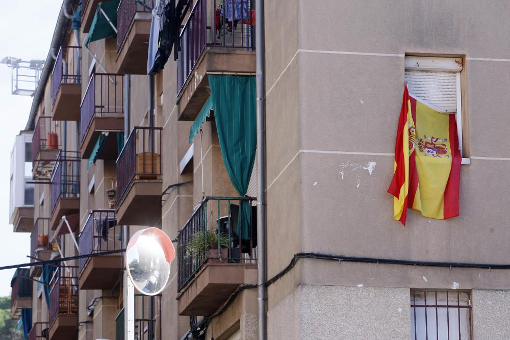 Banderas españolas en Vila-roja (Girona)