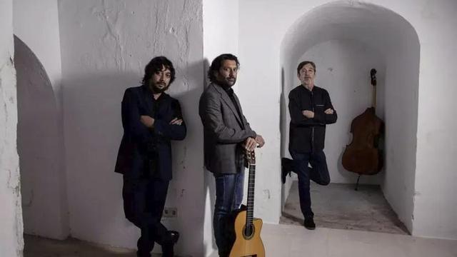 De izda. a dcha., Bandolero, Carmona y Colina.