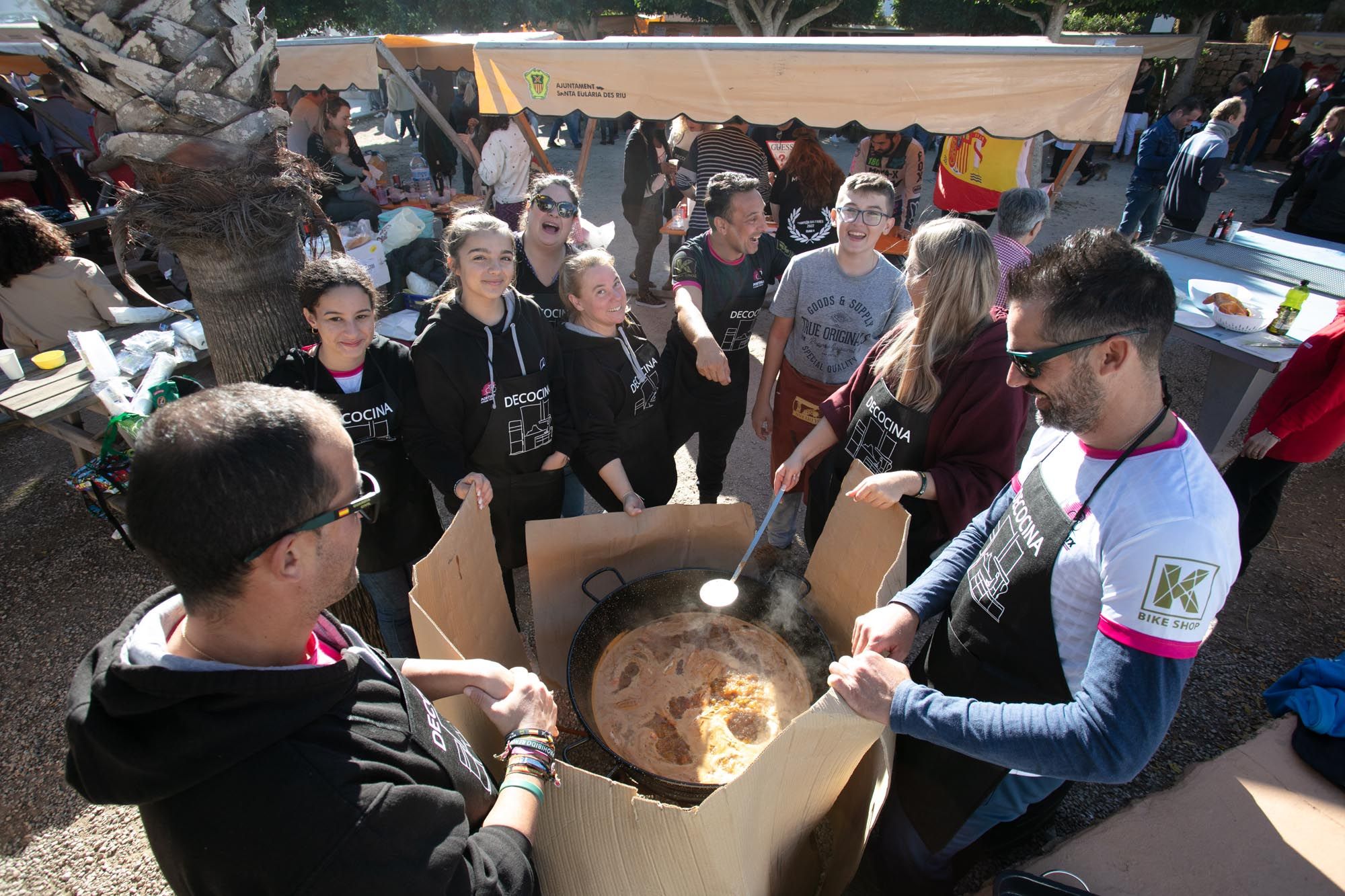 Concurso Mundial de Arroz con Pebrassos y Trozos