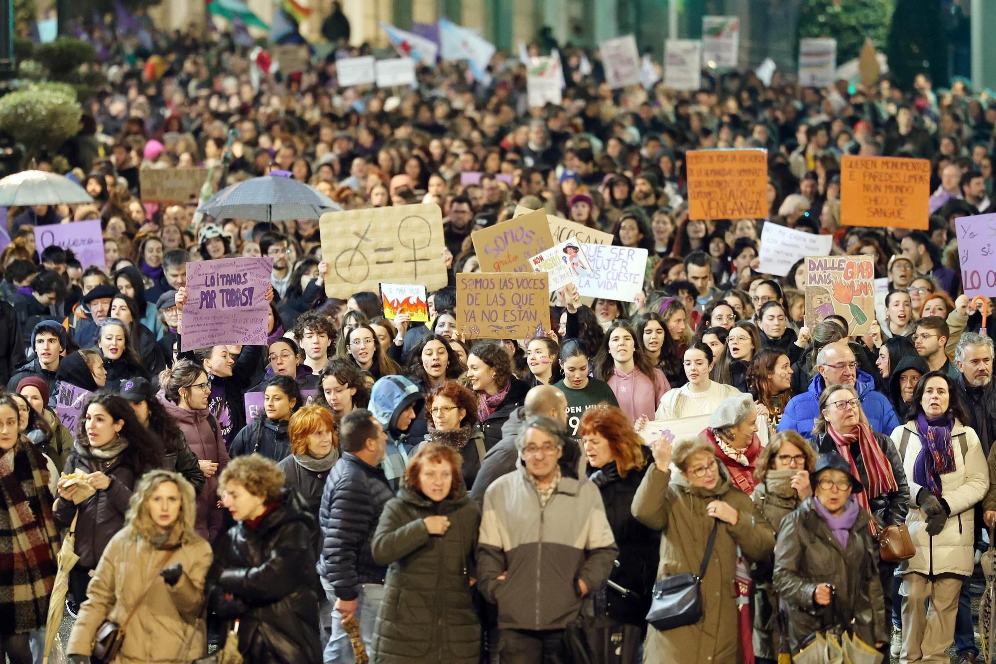 Las imágenes del 8M en Vigo