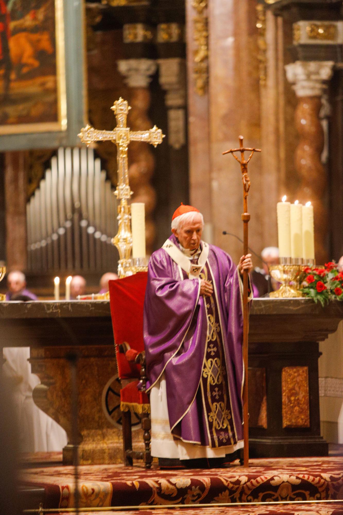 Así ha sido la misa de la despedida del cardenal Cañizares en la Catedral de València