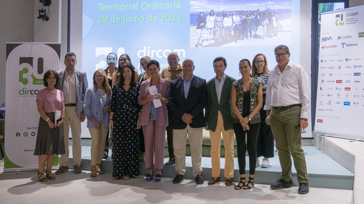 Algunos de los participantes en la asamblea.