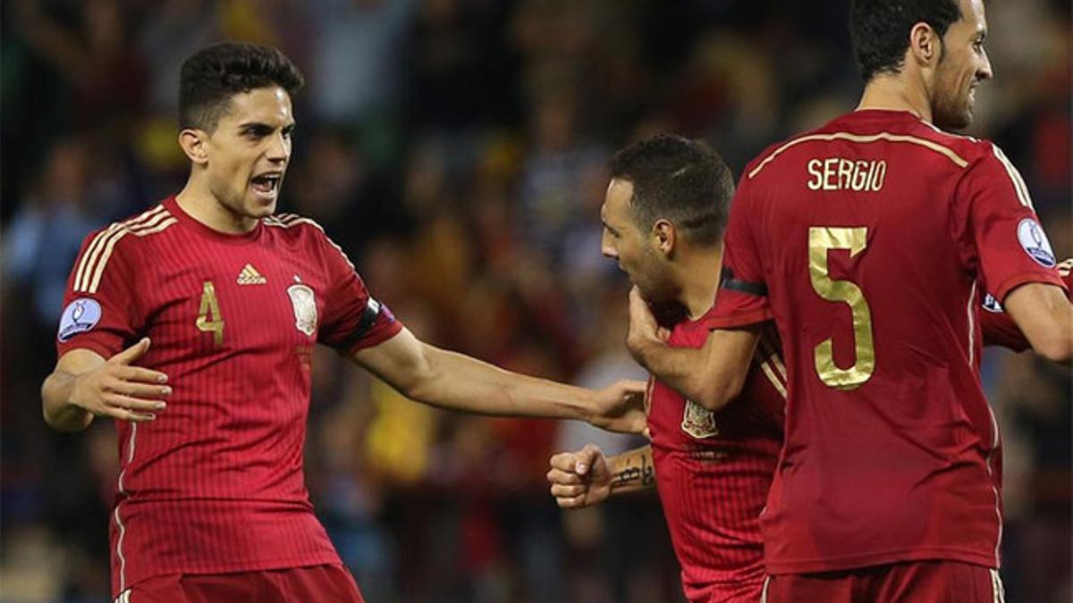 Bartra y Cazorla, en el partido contra Luxemburgo