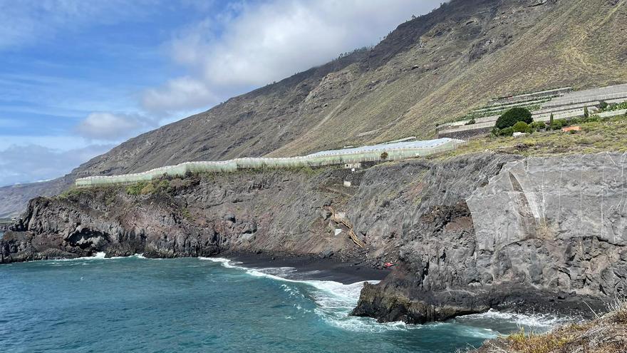 Zamora da nombre a una playa &quot;paradisiaca&quot; de arena negra y aguas cristalinas