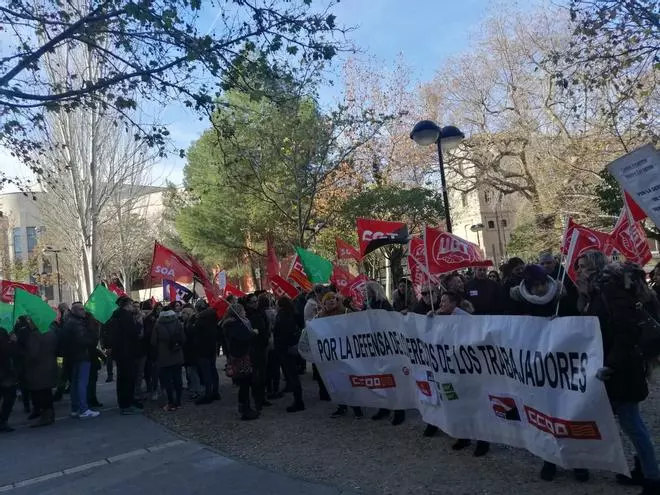 Nuevos despidos en los 'contact center': Majorel plantea un ERE en Zaragoza y aviva la sombra de la deslocalización