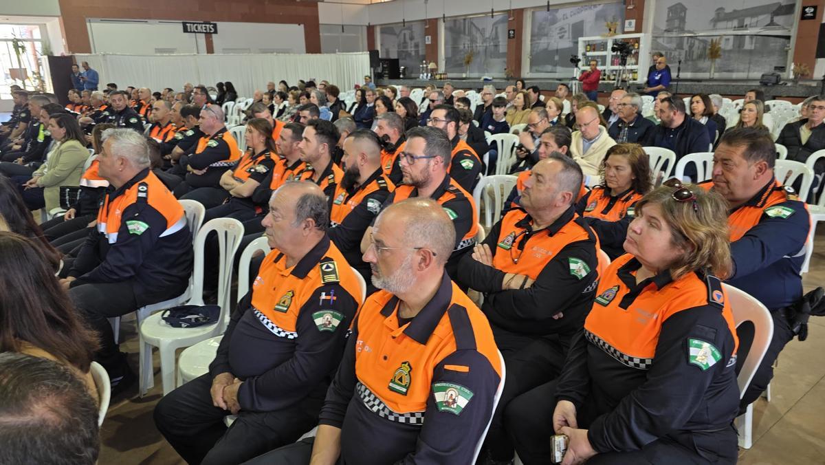 Adamuz homenajea a los héroes de la tragedia