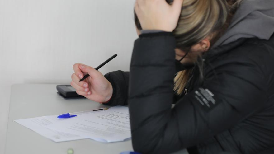 Una alumna de la Facultad de Ciencias económicas de la Universidad CEU San Pablo.