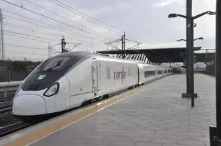La reacción de las empresas ante la llegada de los trenes Avril a Asturias: "Por fin se podrán planificar viajes"