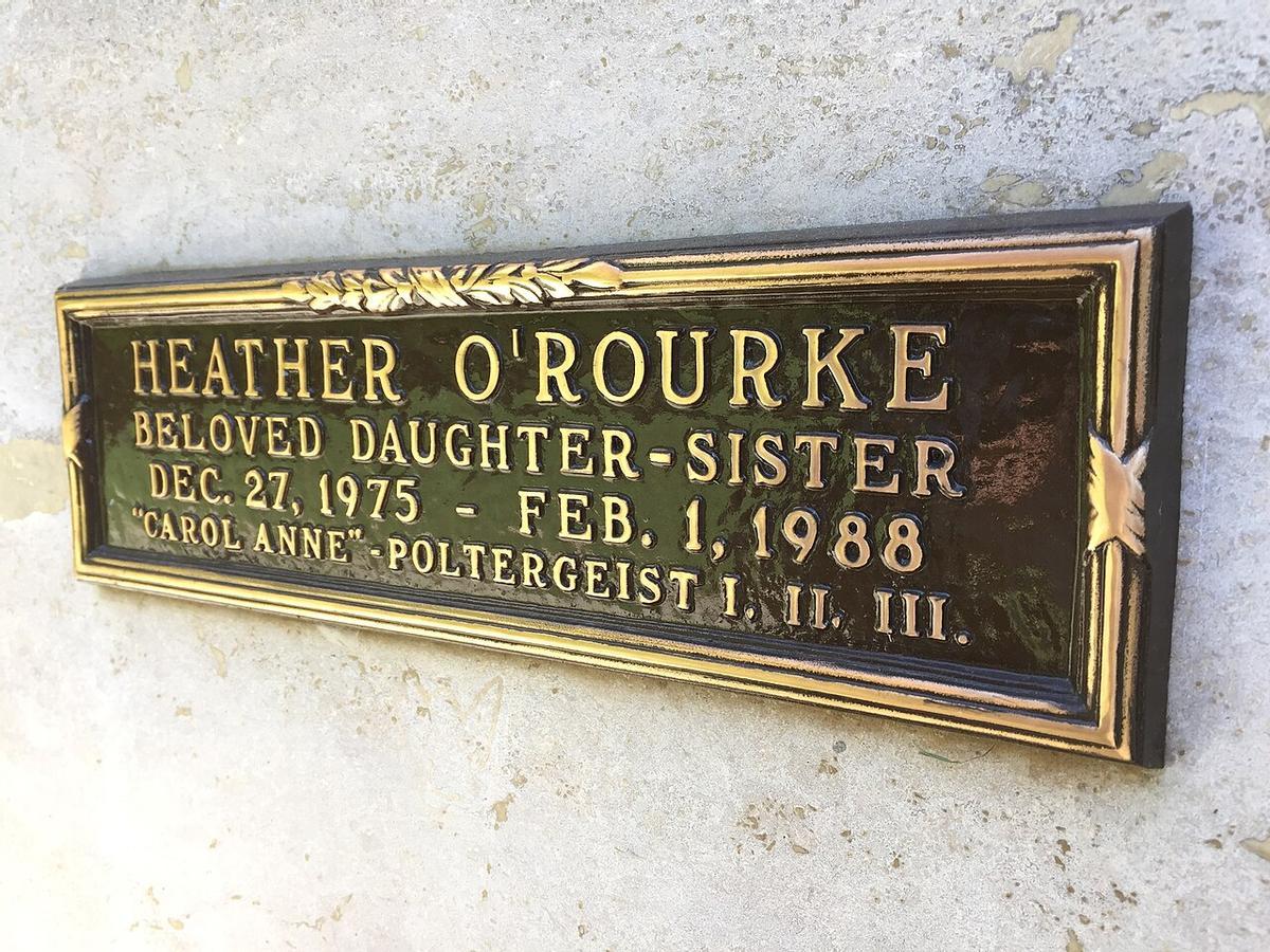 La lápida de Heather O’Rourke