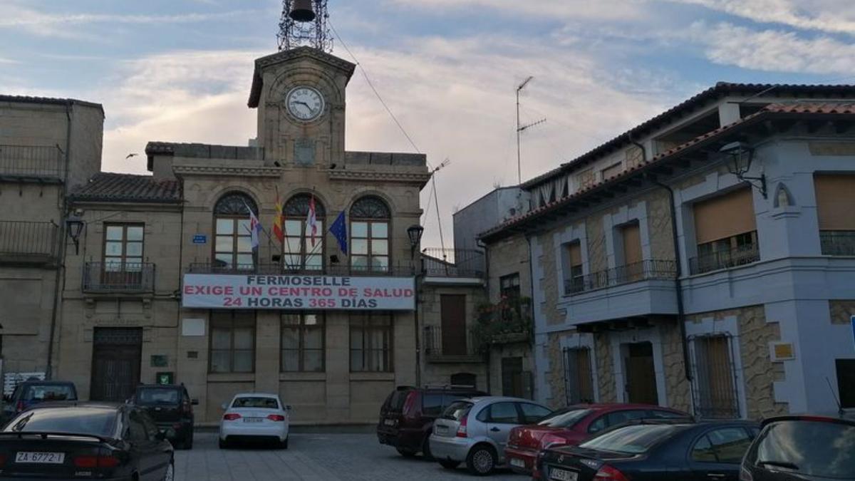 Ayuntamiento de Fermoselle. | J. L. F.