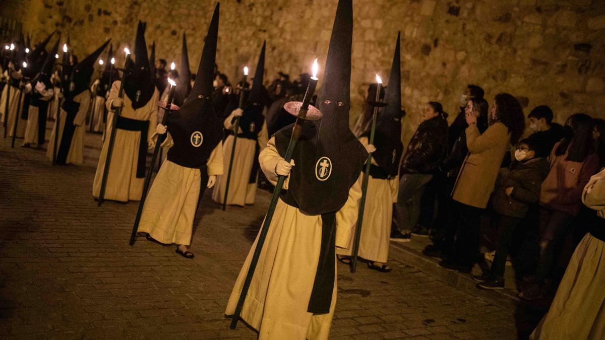 Un momento de la procesión de las Siete Palabras.