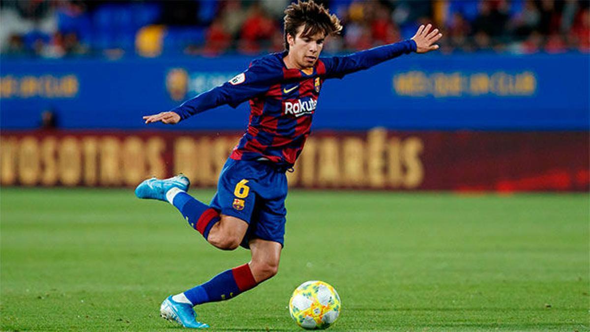 Digno de recordar: así fue el golazo por toda la escuadra de Riqui Puig con el Barça B