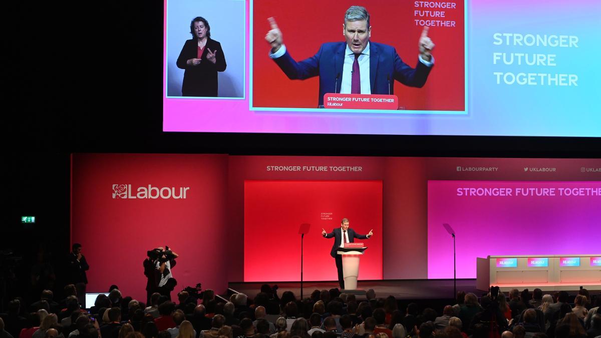 Starmer urge al laborismo británico a superar la era Corbyn.
