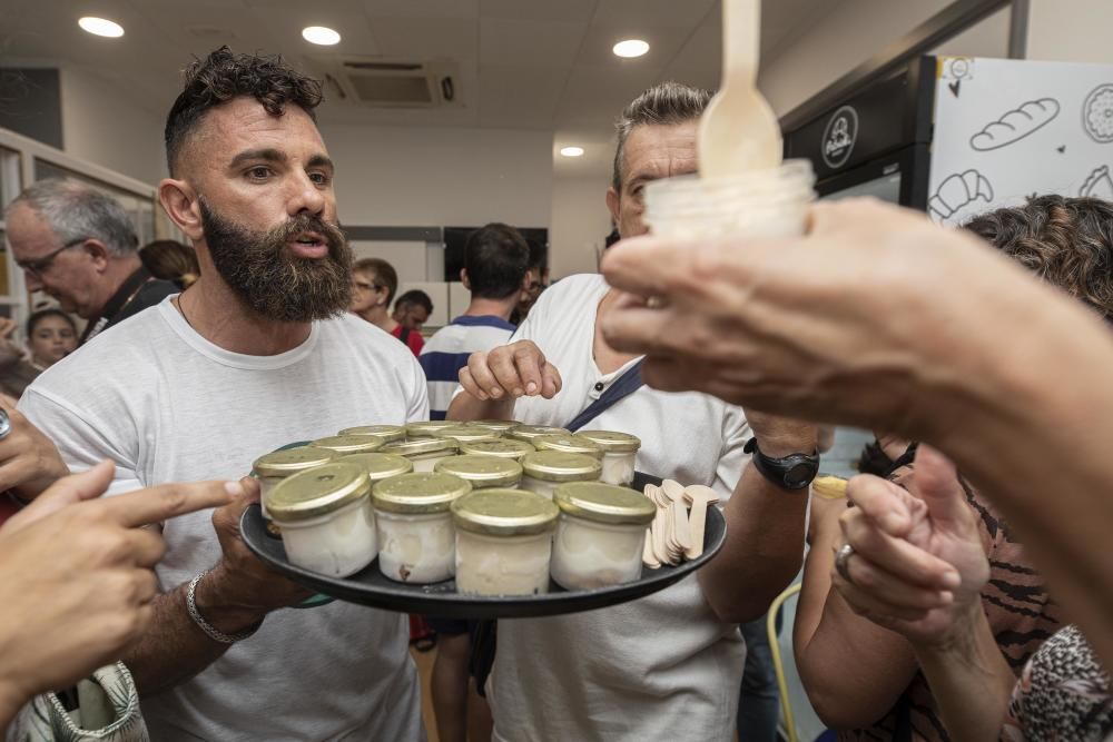 El cuiner Marc Ribas presenta a Tossa la seva nova línia de gelats