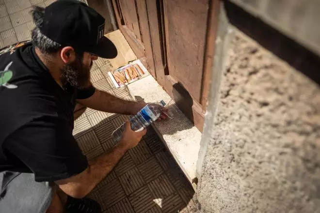 Vecinos de Santa Cruz denuncian el abandono de animales en una casa