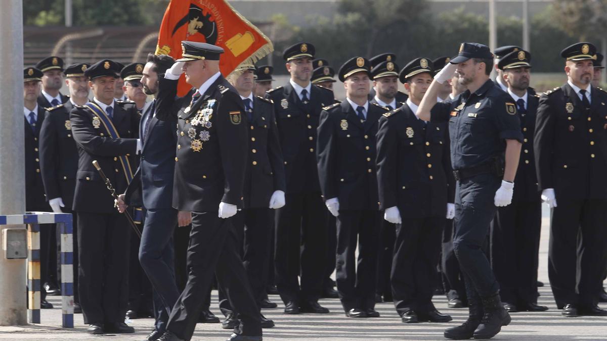 El secretario de Estado de Seguridad, Rafael Pérez, junto al jefe Superior de Policía Nacional, Jorge Manuel Martí.