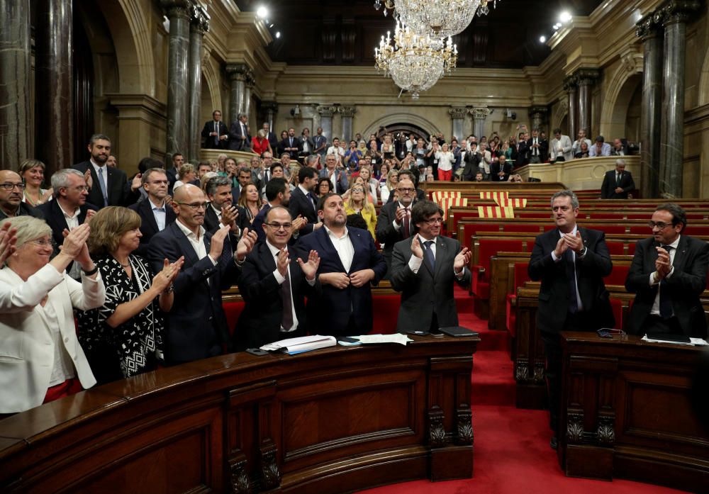 Ple del Parlament d'aprovació de la llei del referèndum