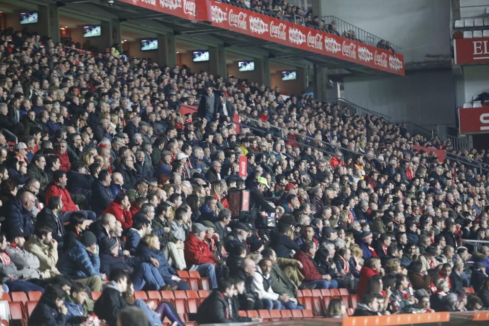 El partido entre el Sporting y el Elche, en imágenes