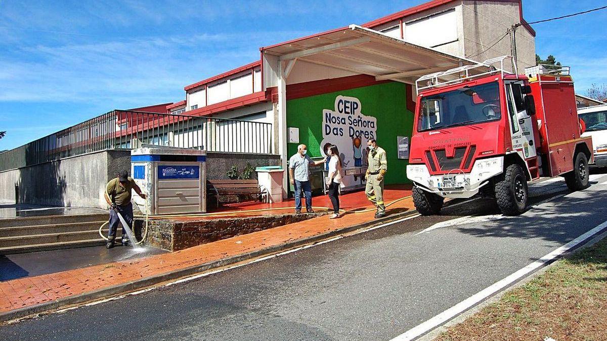 La alcaldesa supervisó los trabajos realizados por la brigada municipal.