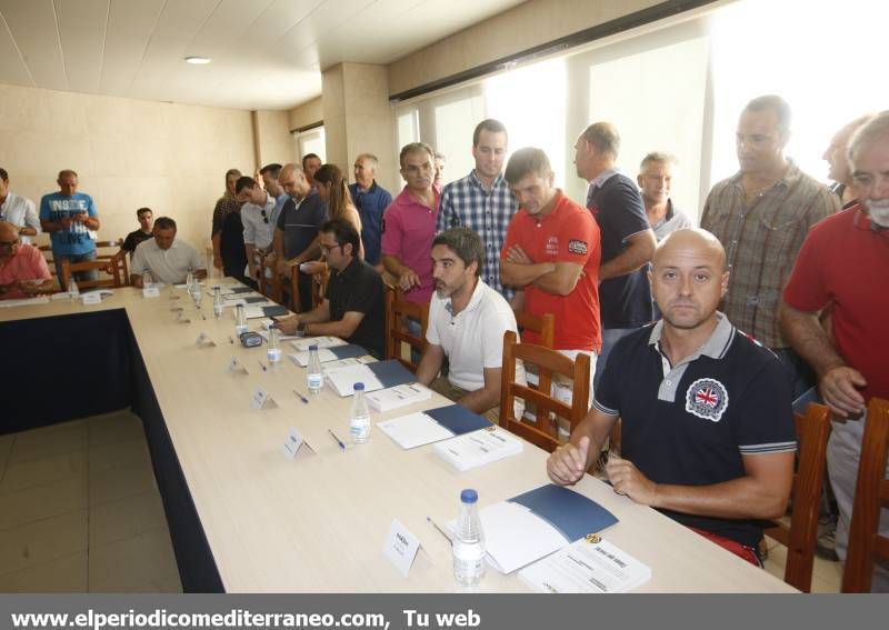 GALERÍA DE FOTOS -- El Villarreal CF apoya a 37 clubs provinciales