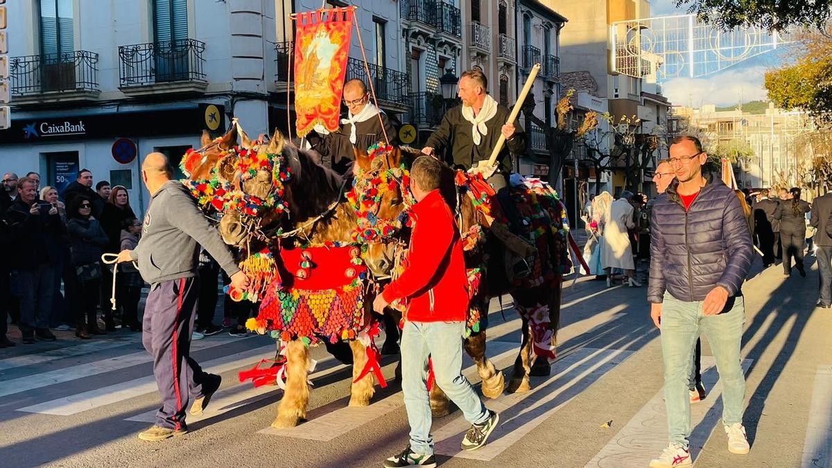 Animada procesión en Benicàssim.