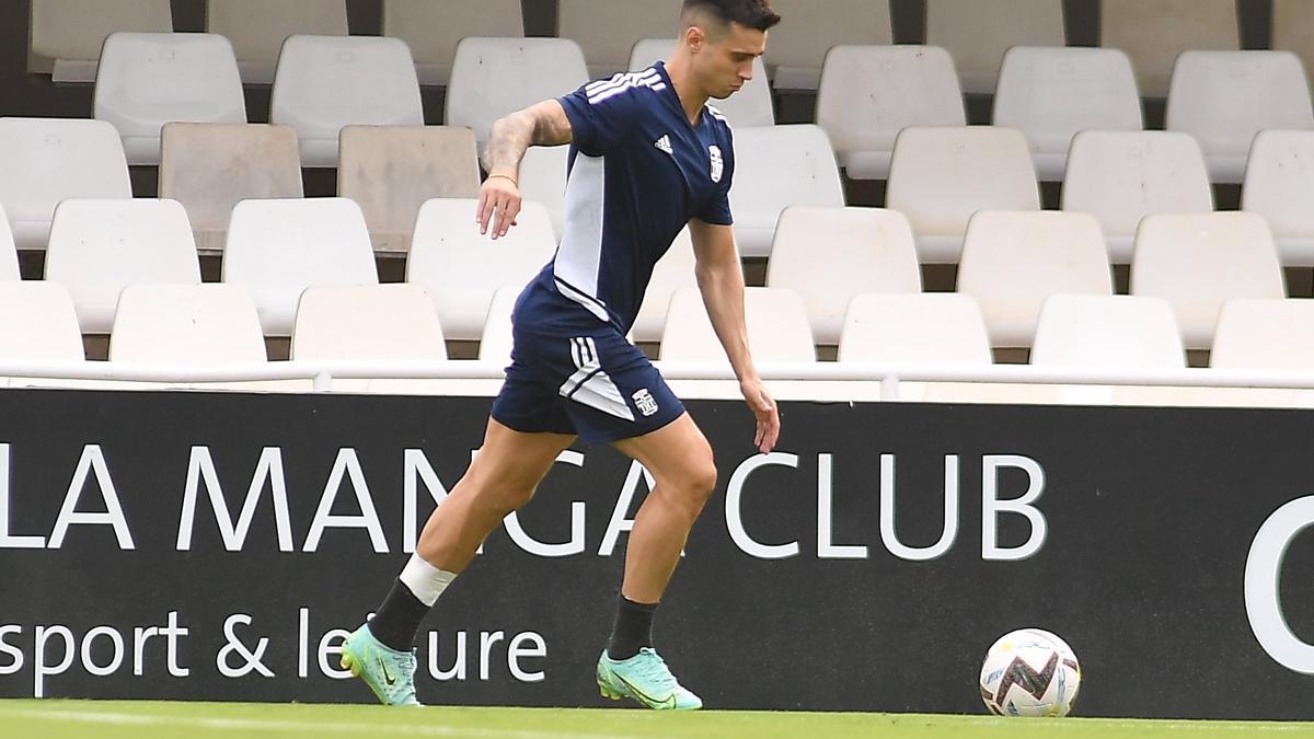 Jaime Romero, en el entrenamiento de esta mañana con el equipo