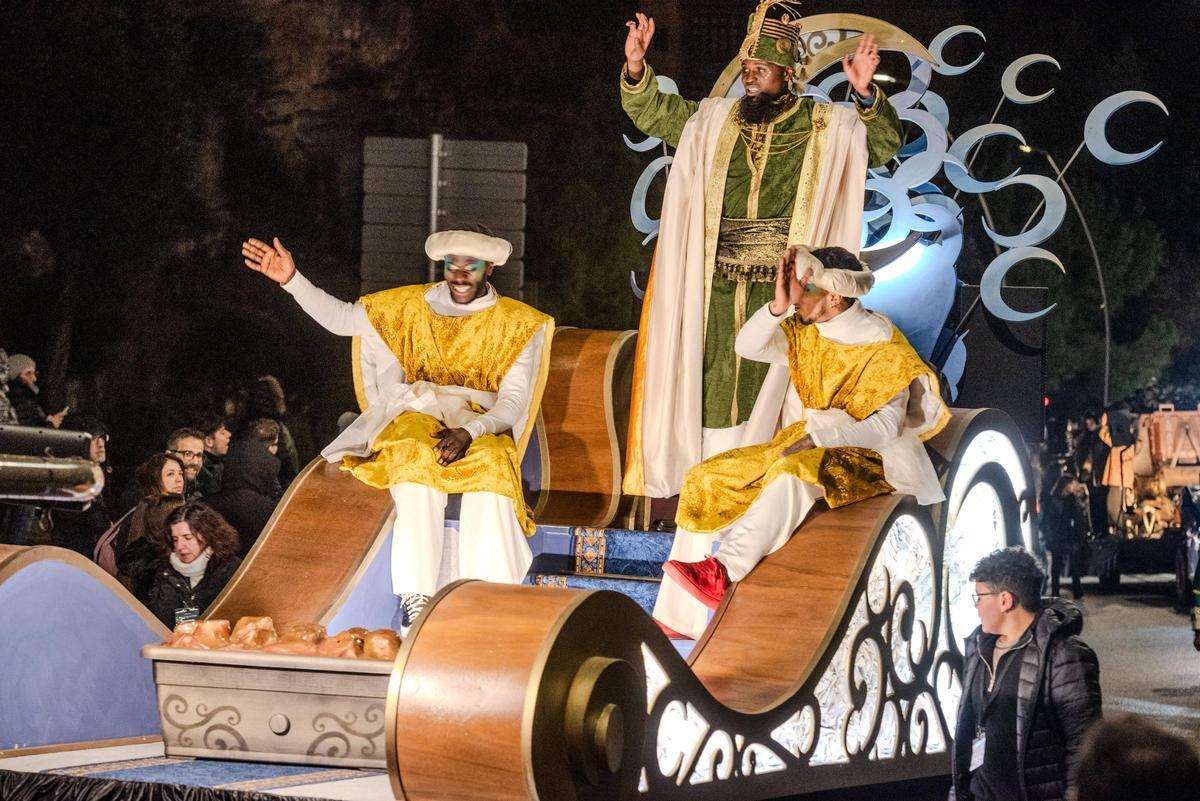 Troba't a les imatges de la cavalcada de Reis de Manresa 2026
