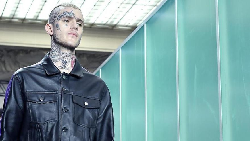 Muere a los 21 años el rapero neoyorquino Lil Peep