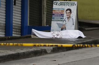 Muertos en las calles: la imagen que resume la crisis del coronavirus en Ecuador