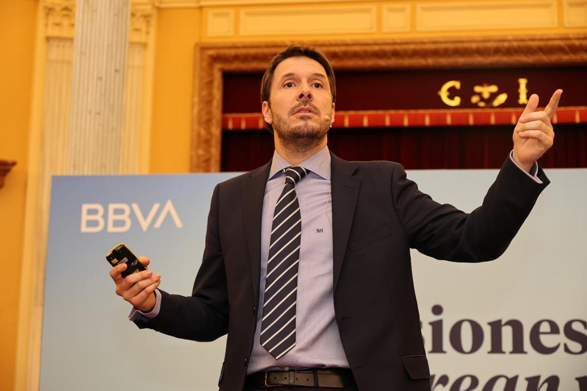 Ponencia de Enrique Belenguer, especialista en Behavioural Economics en BBVA.