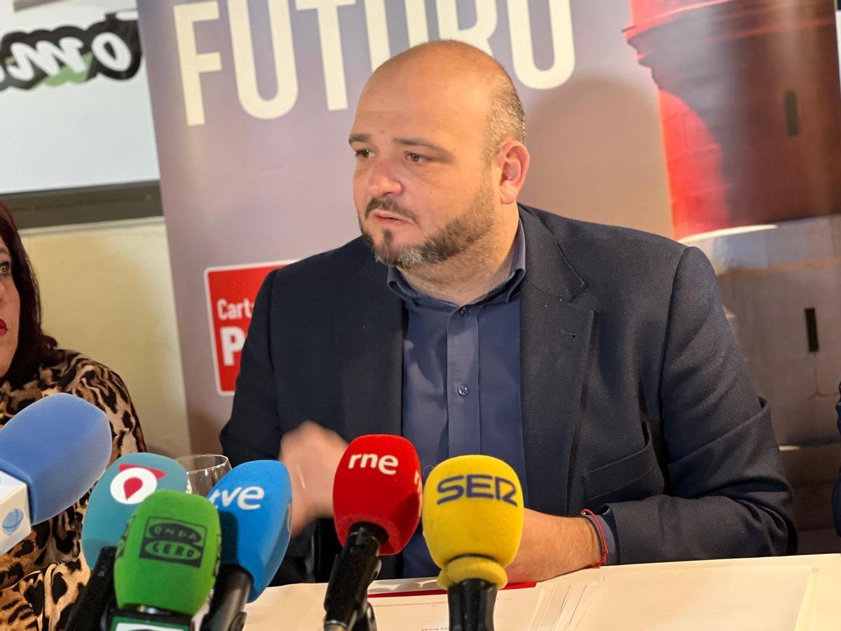 El portavoz local del PSOE, Manolo Torres