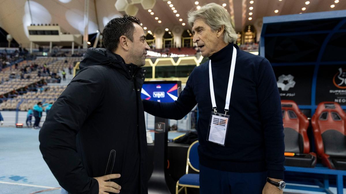 Xavi y Pellegrini hablan antes de la semifinal