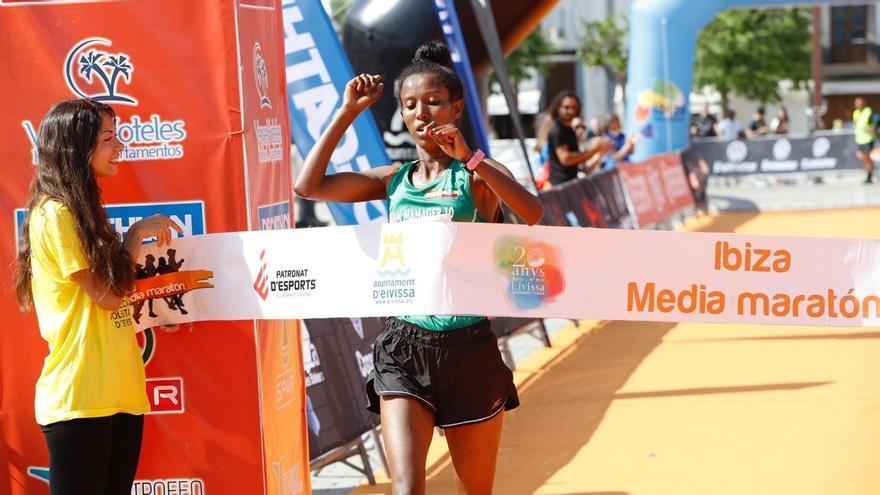 La atleta Chernet Misganaw Takele pulveriza el récord de la Ibiza Media Maratón