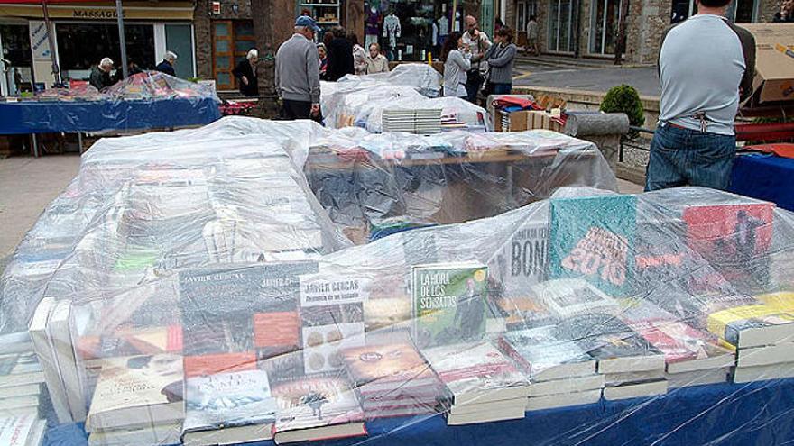 Trasllat a la plaça Víctor Català