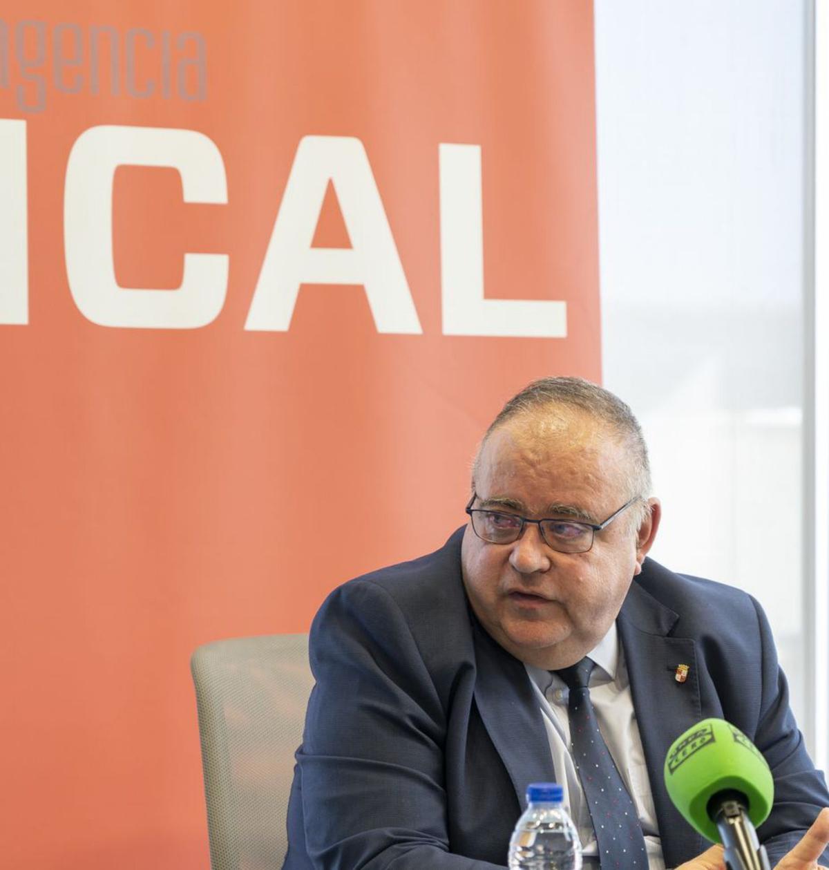 El consejero de Sanidad, Alejandro Vázquez, participa en los desayunos de Ical. | Eduardo Margareto