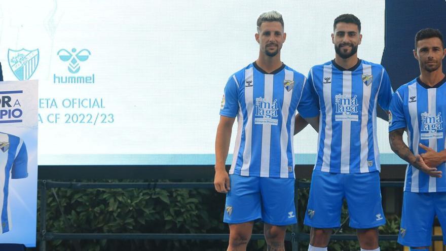 Málaga CF: 12 temporadas, 12 camisetas - La Opinión de Málaga