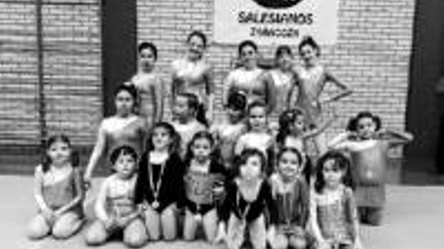 Las gimnastas acaban el curso a lo grande