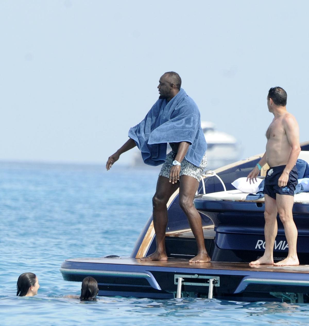 El exatleta jamaicano Usain Bolt disfruta del mar y la noche de Ibiza y Formentera