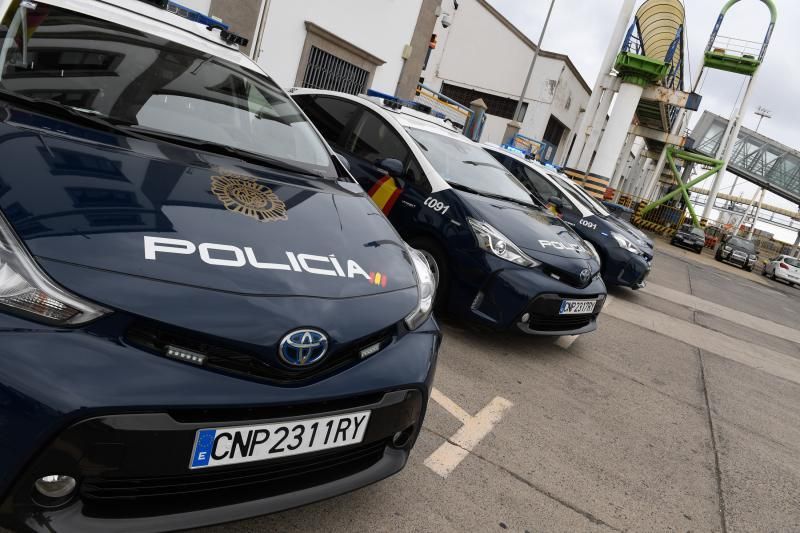 02-07-20   LAS PALMAS DE GRAN CANARIA. MUELLE PRIMO DE RIVERA. LAS PALMAS DE GRAN CANARIA. Presentación de nuevos vehículos de policía nacional Fotos: Juan Castro.  | 02/07/2020 | Fotógrafo: Juan Carlos Castro