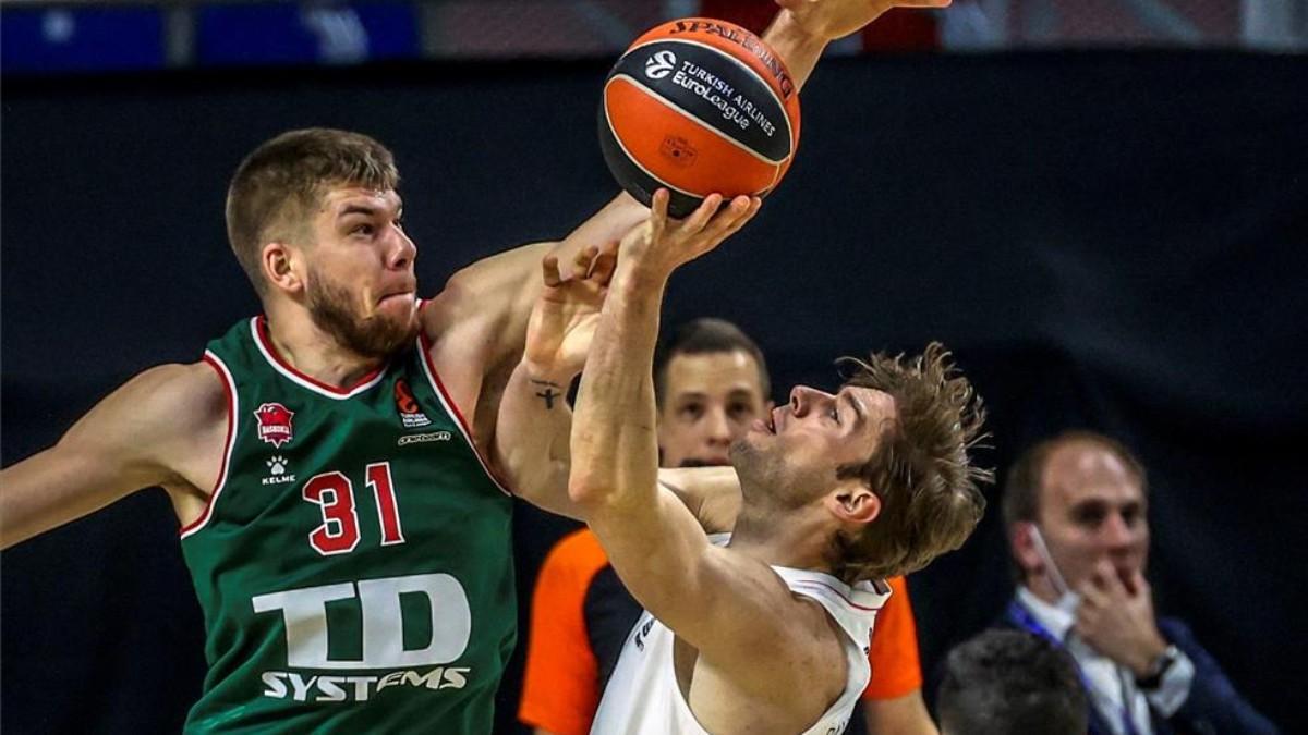 El Baskonia fue muy superior al Madrid