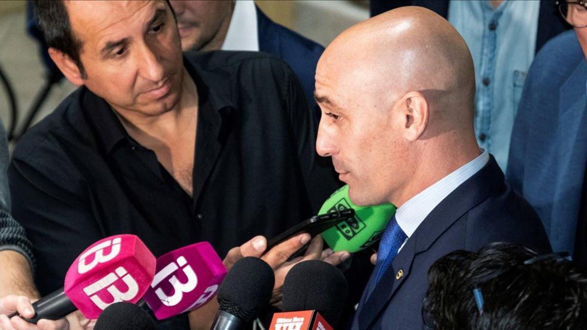 Rubiales sigue remodelando la estructura ejecutiva de la RFEF