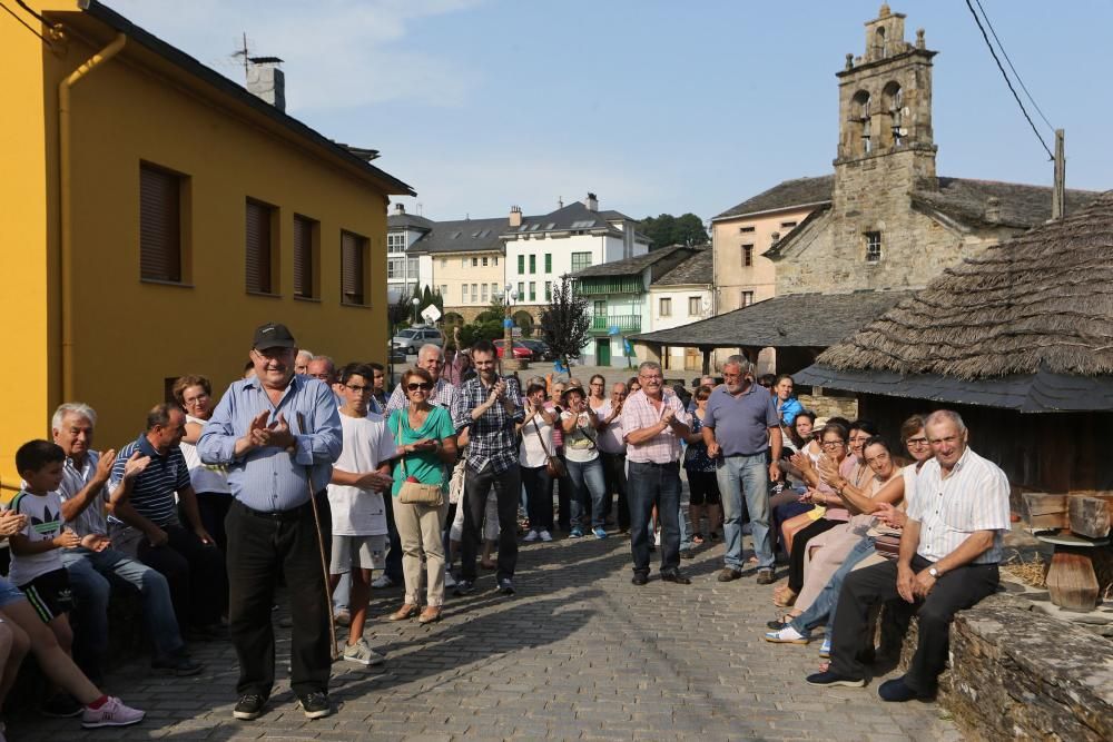 Celebración en Los Oscos del premio "Pueblo ejemplar de Asturias" 2016