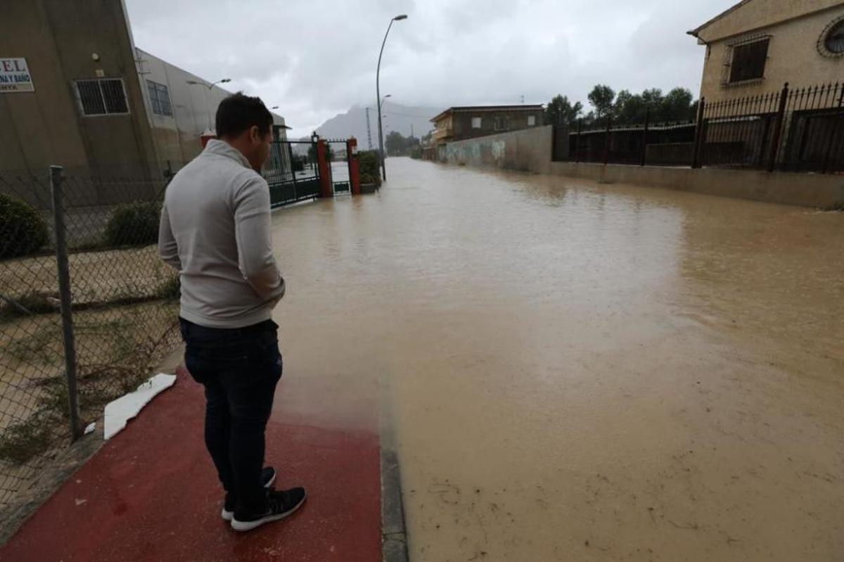 El temporal ha inundado calles, sótanos y garajes.