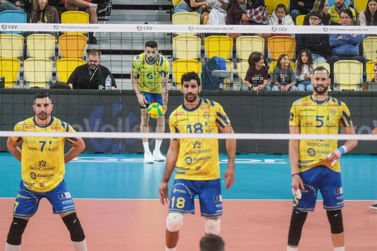 Partido Guaguas-Praga de Champions League