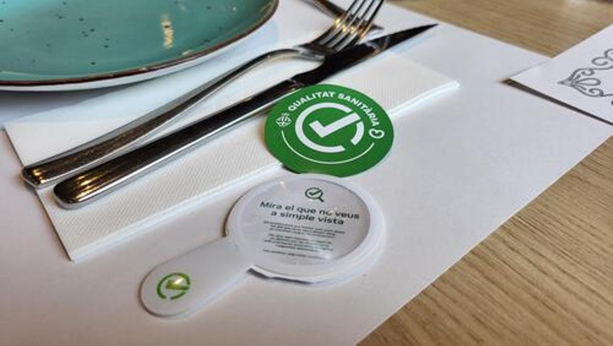 Una de les campanyes de difusió del 2025 ha consistit en  la distribució de lupes entre els restaurants per explicar els valors del Segell QS