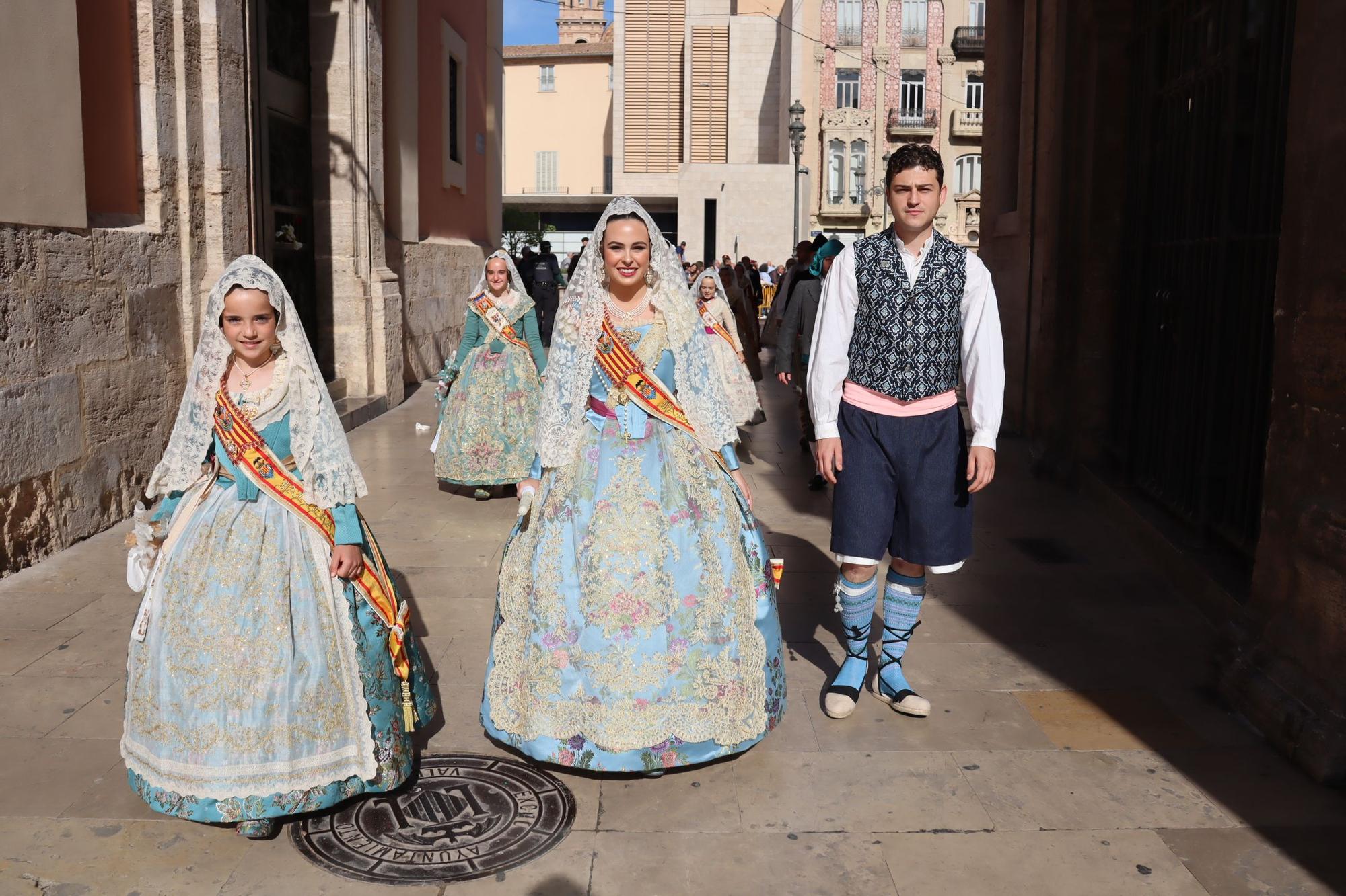 Las comisiones de falla en la Procesión de la Virgen (4/5)