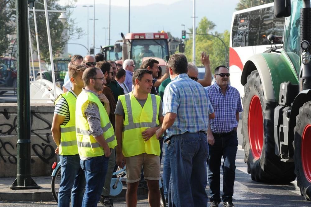 Los tractores a su paso por el Auditorio