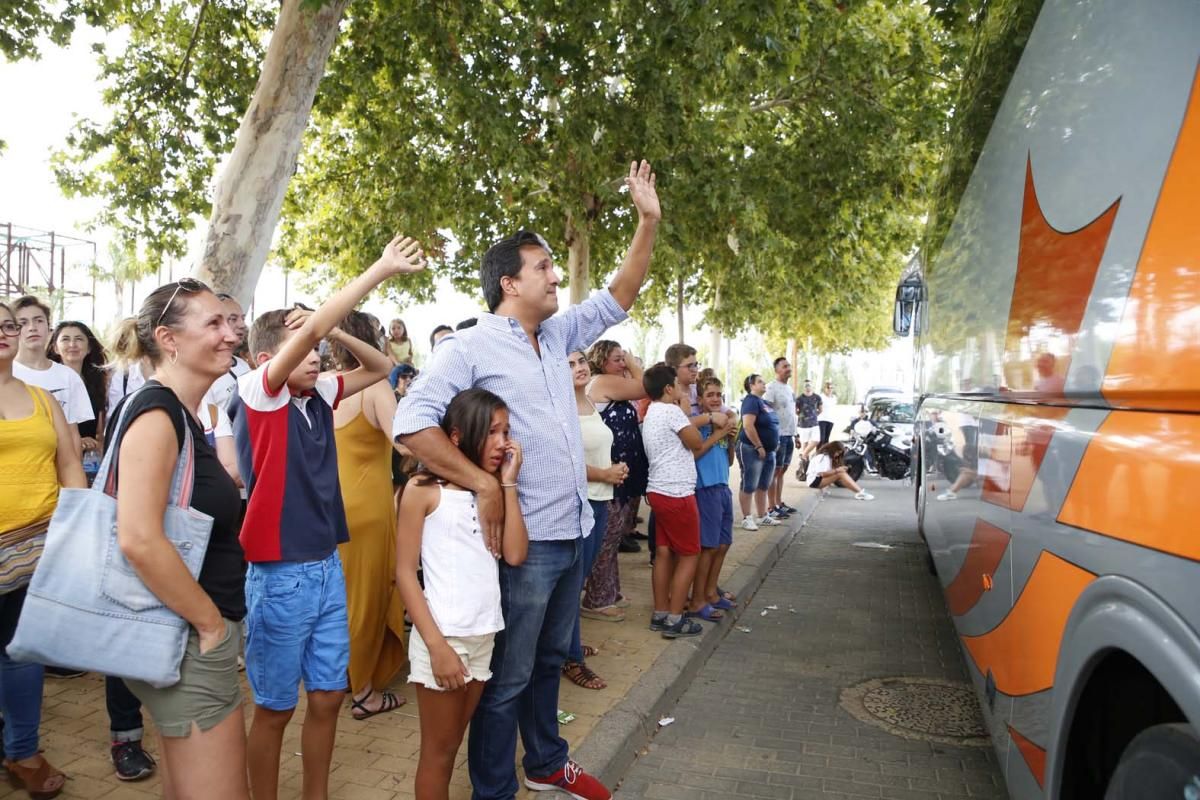 Fotogalería: Despedida a los niños saharauis.