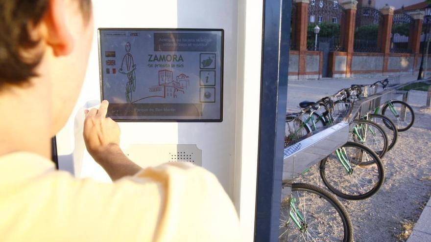 Zamora vuelve a alquilar bicicletas con más de dos meses de retraso